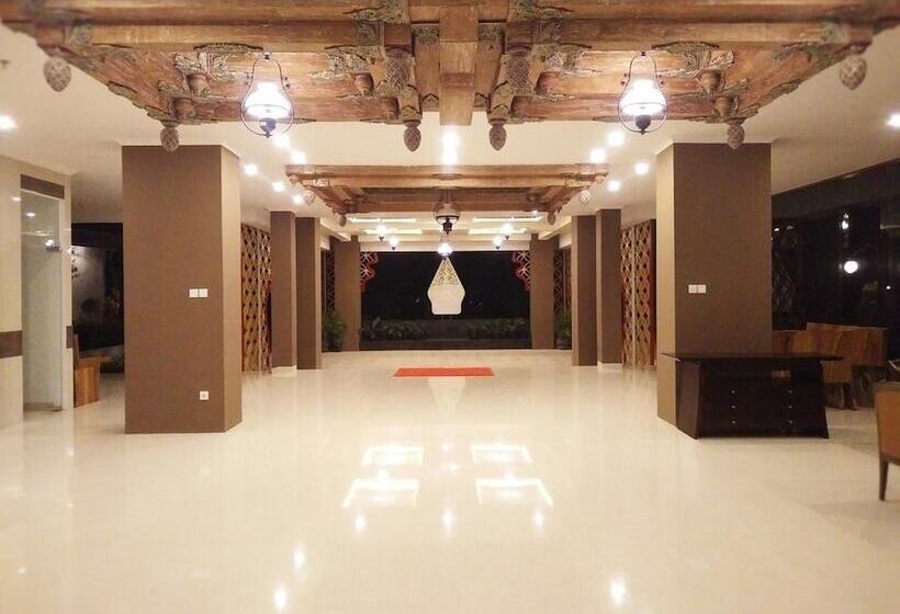 Отель Java Village Resort