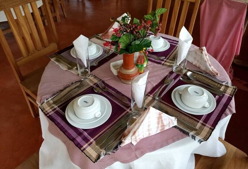 هتل Kilimanjaro Eco Lodge