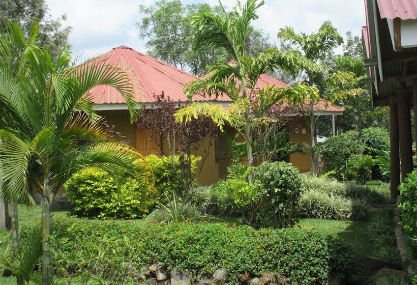 هتل Kilimanjaro Eco Lodge