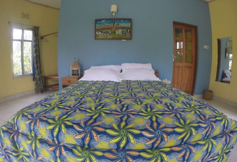 هتل Kilimanjaro Eco Lodge