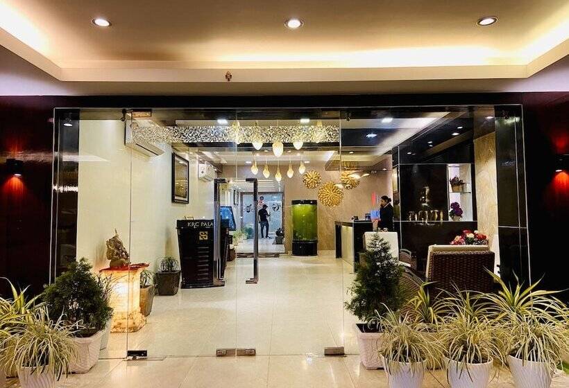فندق Krc Palace