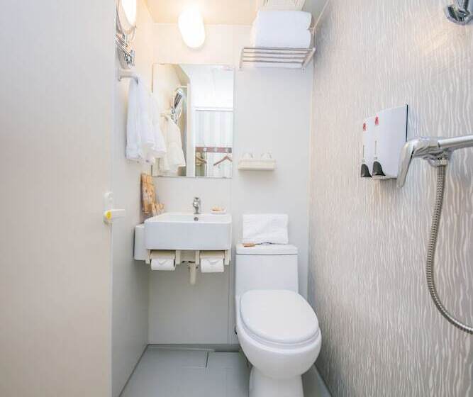 Mg Hotel   St. Michael S Cathedral, Qingdao