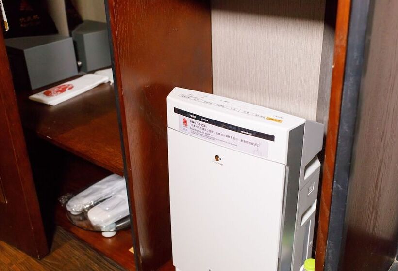 Mg Hotel   St. Michael S Cathedral, Qingdao