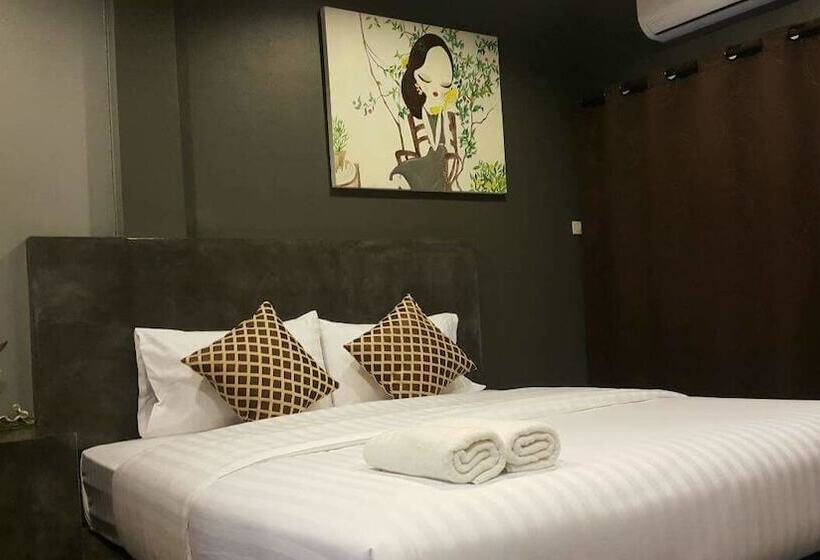 Ploenjai Hotel Ranong