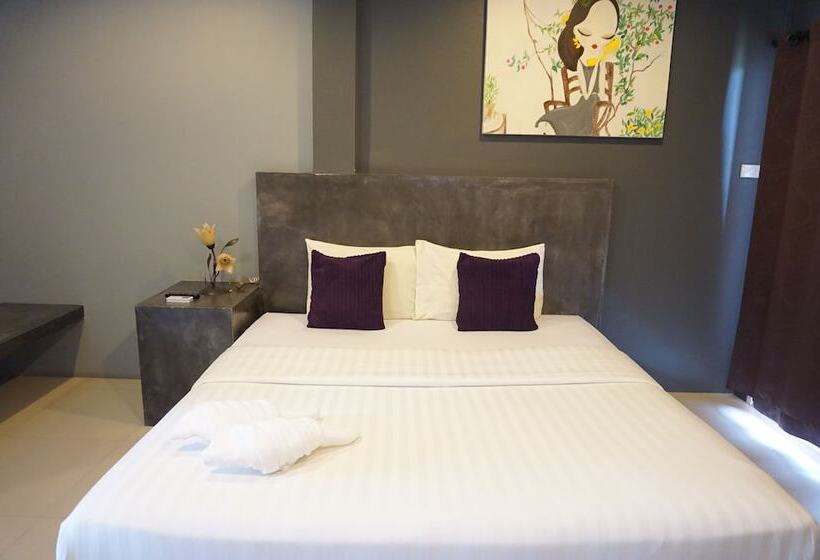 Ploenjai Hotel Ranong