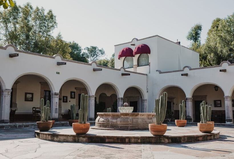 Сельский отель Meson Real De La Plata