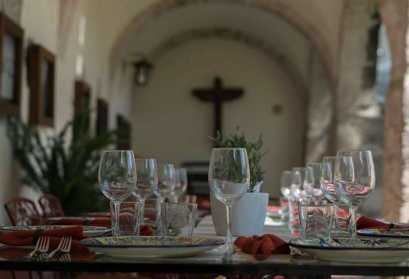 Сельский отель Meson Real De La Plata