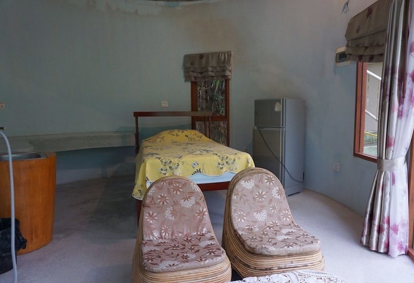 فندق Smallville Resort Ranong