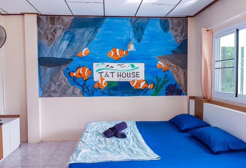 فندق T And T House