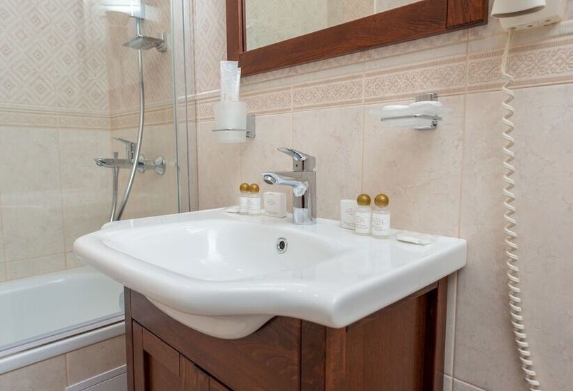 ホテル U Zolotykh Vorot