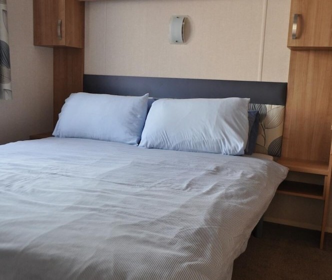 فندق West Loch Shores