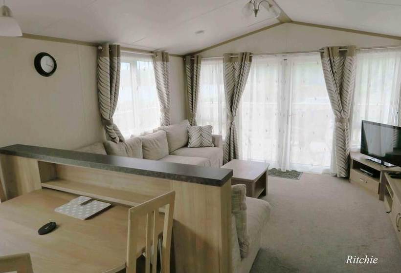 فندق West Loch Shores