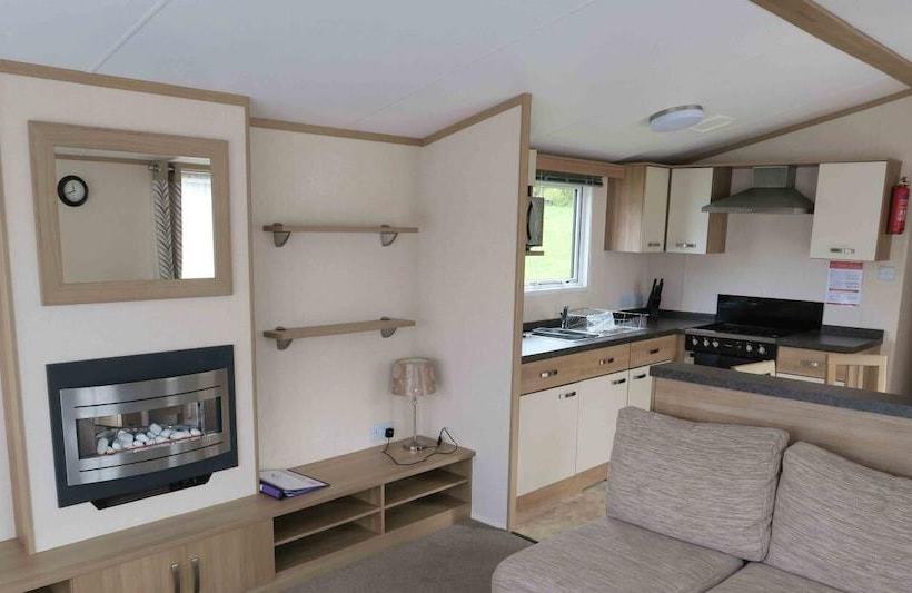 فندق West Loch Shores