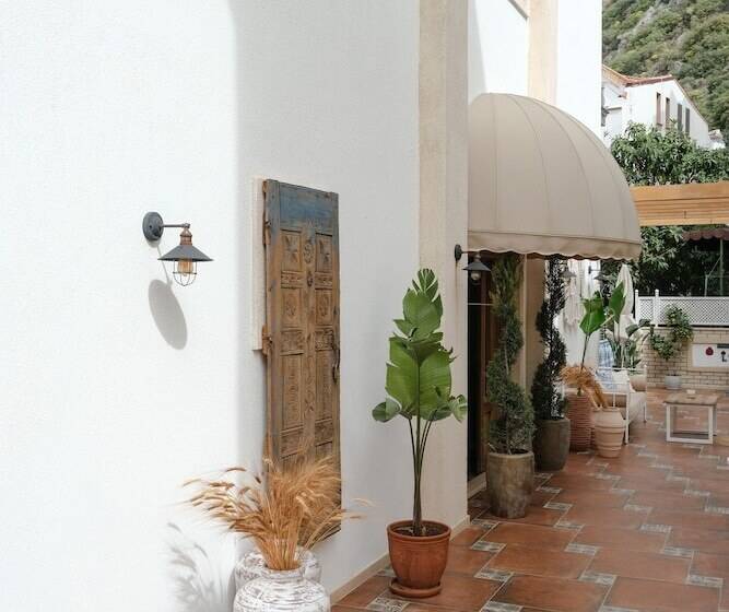 Luvi Kaş Otel   Adults Only