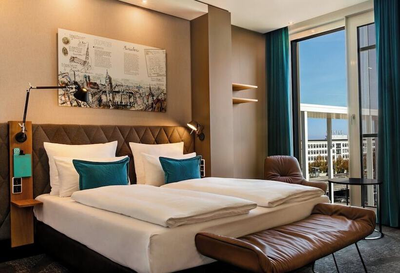 Motel One Munich   Messe