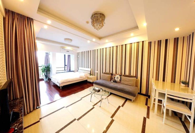 Nanchang Honggutan Baroque Apartment