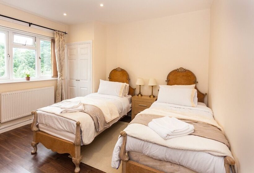 Oxford House Bed And Breakfast