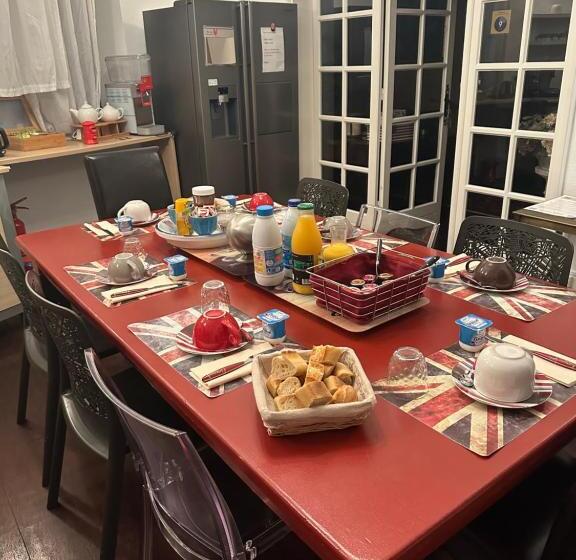 펜션 Victorian Lodge