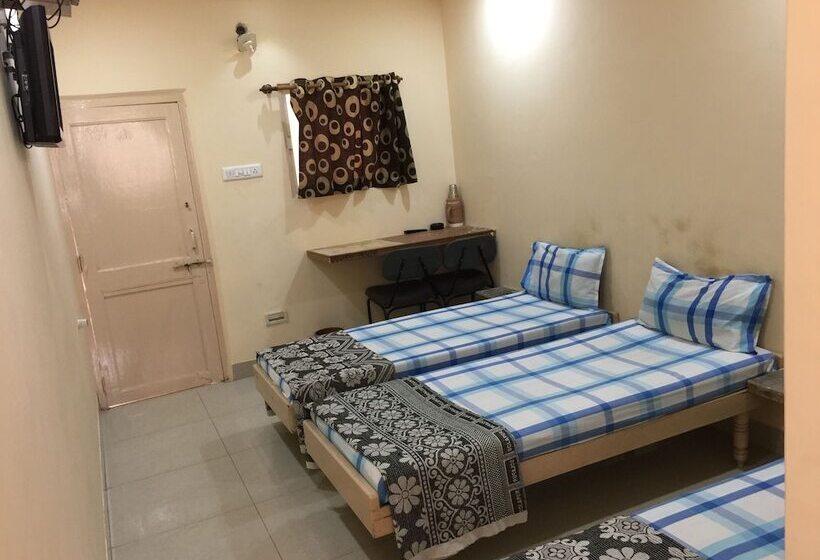 Пансион Vrp Guest House