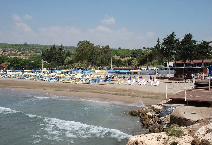 אתר נופש Queenaba Beach