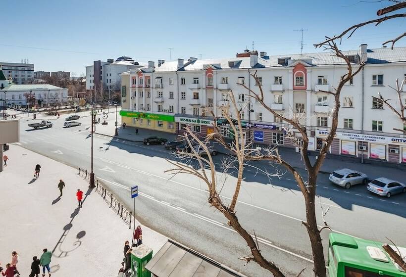 هاستل England Hotel Tyumen Centre