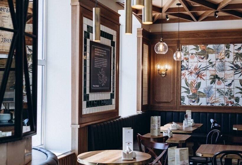 هاستل England Hotel Tyumen Centre