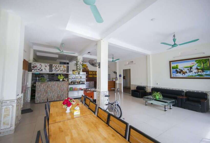 تختخواب و صبحانه Family Transit 2