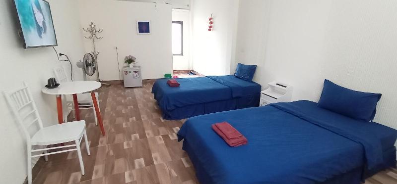 تختخواب و صبحانه Family Transit 2