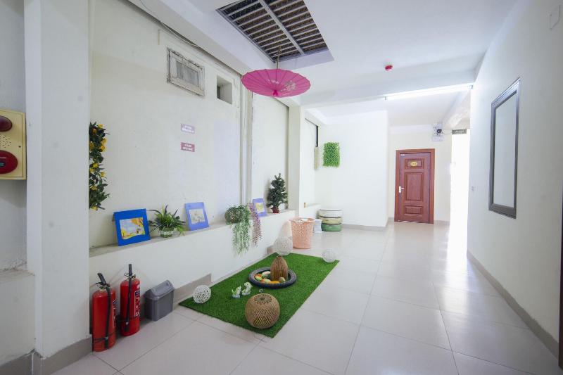 تختخواب و صبحانه Family Transit 2