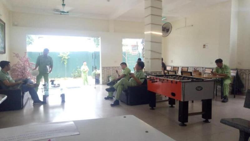 تختخواب و صبحانه Family Transit 2