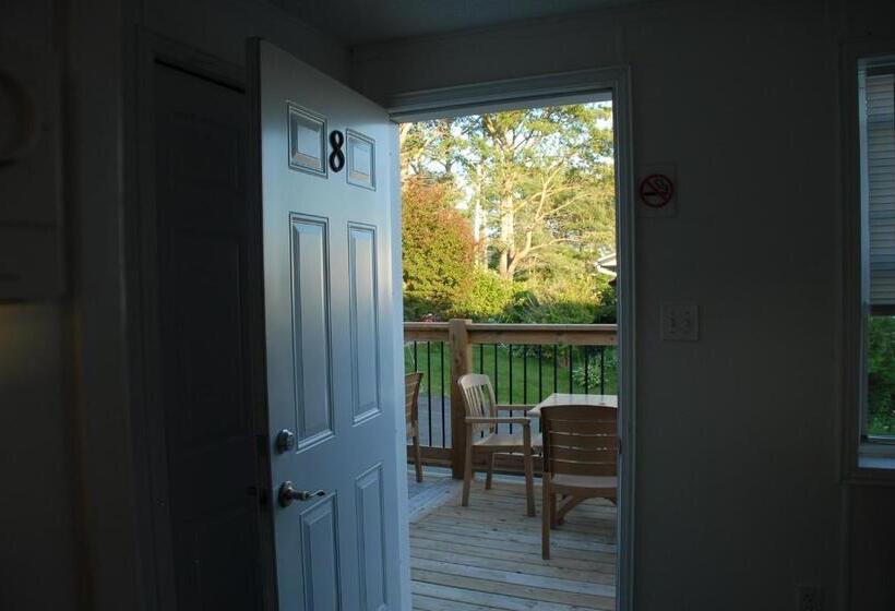 مبيت وإفطار Harbourview Motel And Accommodations