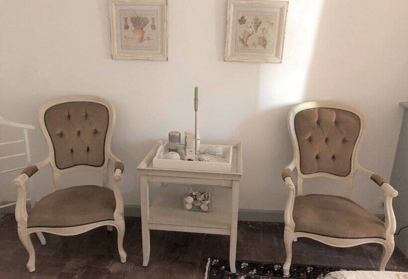 ベッドアンドブレックファースト L Orangerie Chambres D Hotes De Charme