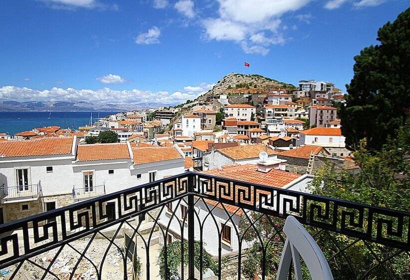 Cesme Kale Tas Apart