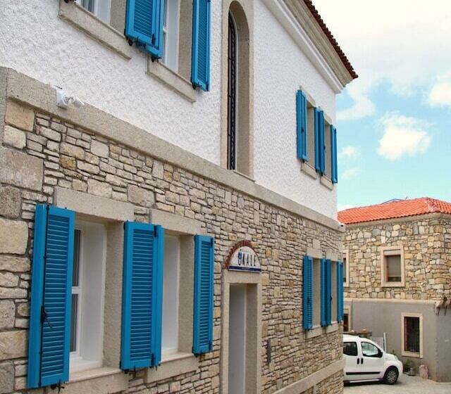 Cesme Kale Tas Apart