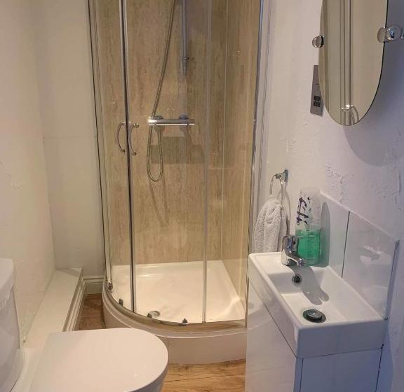 Хостел The Noughts And Crosses