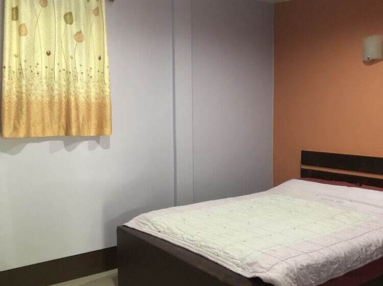 هتل Amazon Villas