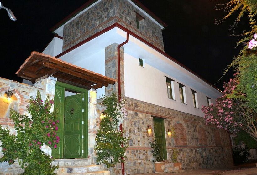 Отель Celsus Boutique