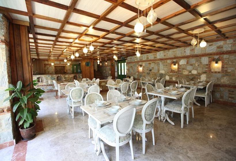 Отель Celsus Boutique