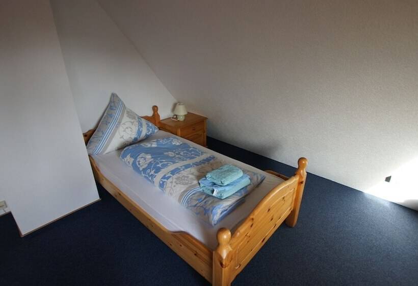 فندق Dorfkrug Büsum   Altbauteil