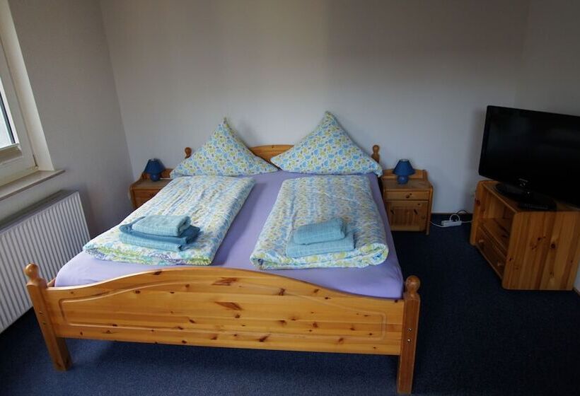 فندق Dorfkrug Büsum   Altbauteil