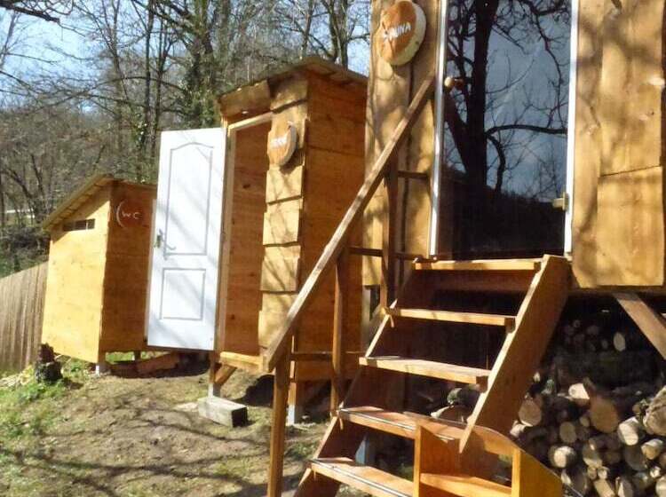 Отель Dtente Sky Lodge