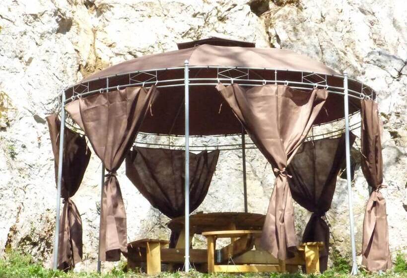 Отель Dtente Sky Lodge