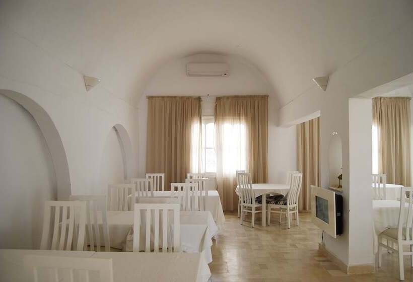 בית מלון כפרי El Andalous