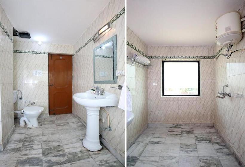 酒店 Capital O 10990  Gobind Regency