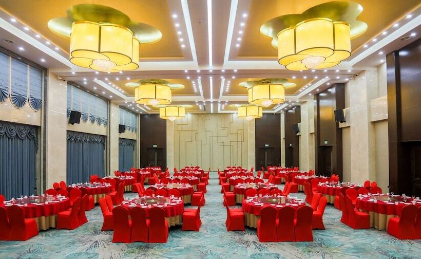 Hundred Hotel Qingdao