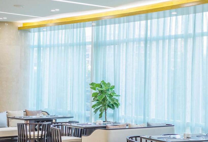 Hundred Hotel Qingdao