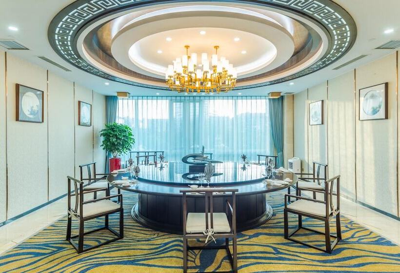 Hundred Hotel Qingdao