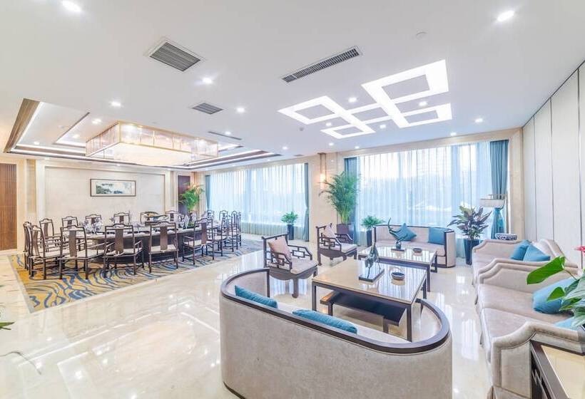 Hundred Hotel Qingdao