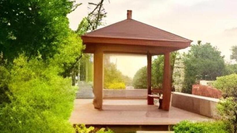 Hundred Hotel Qingdao