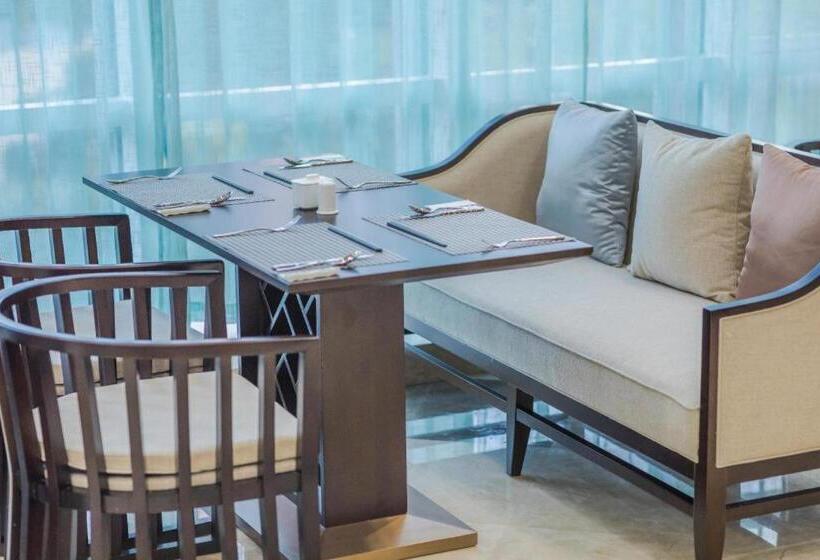 Hundred Hotel Qingdao